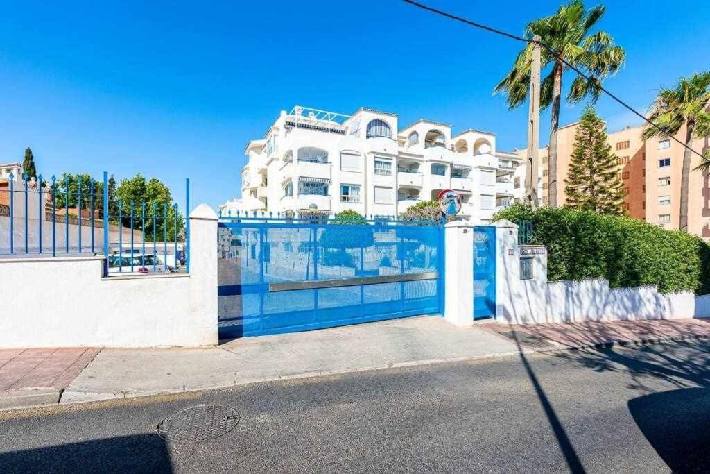 Apartamento 797 Rentals- Hermoso 4 En *